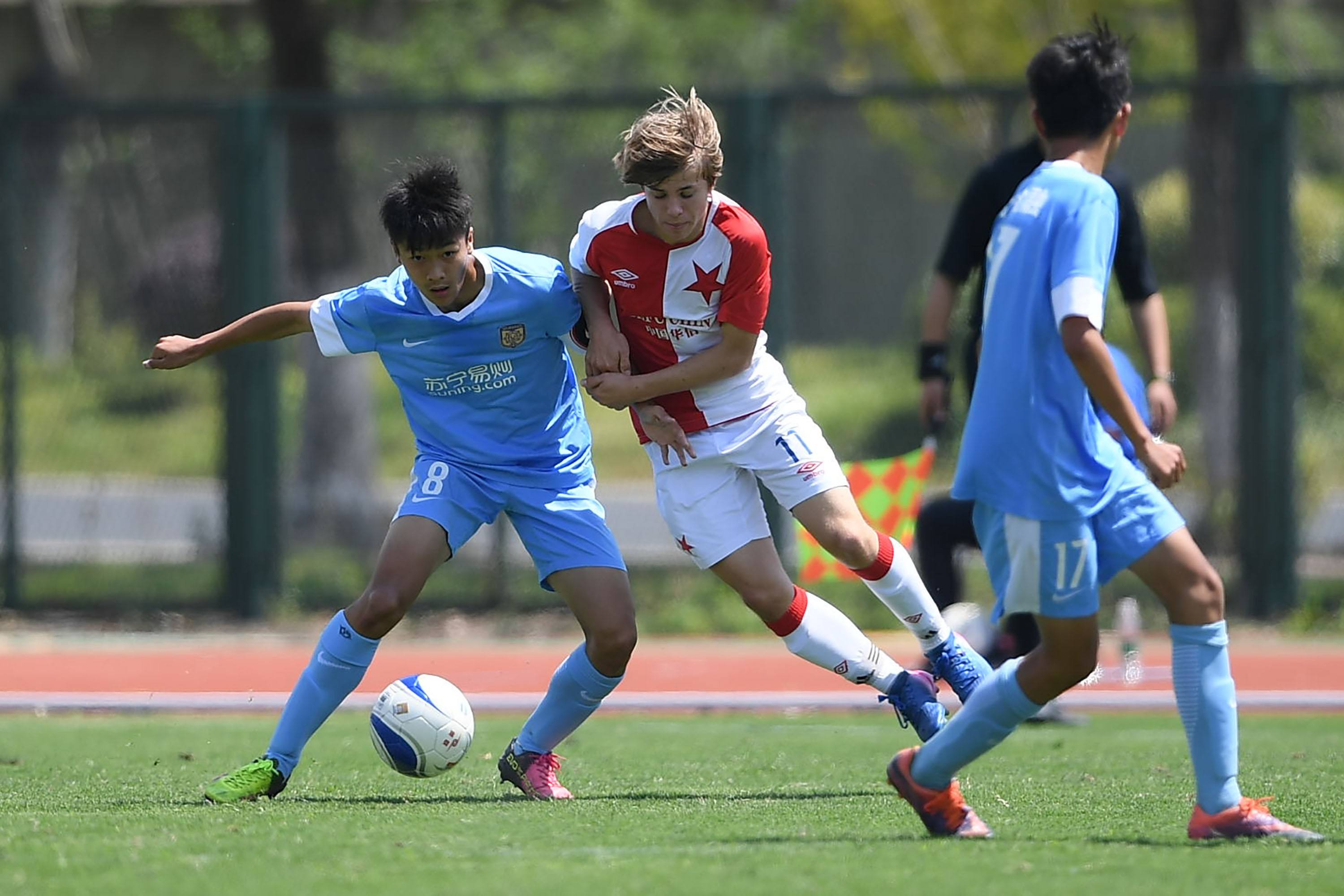 强队时争取 强队时争取