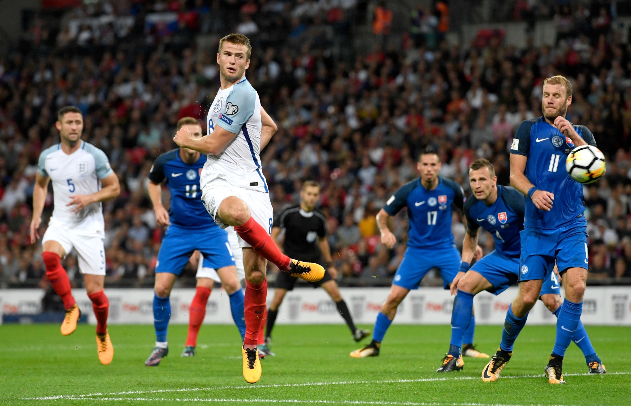 成为关注焦 成为关注焦