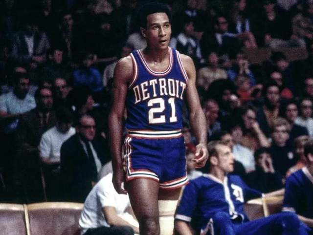 雄鹿队无疑 雄鹿队无疑