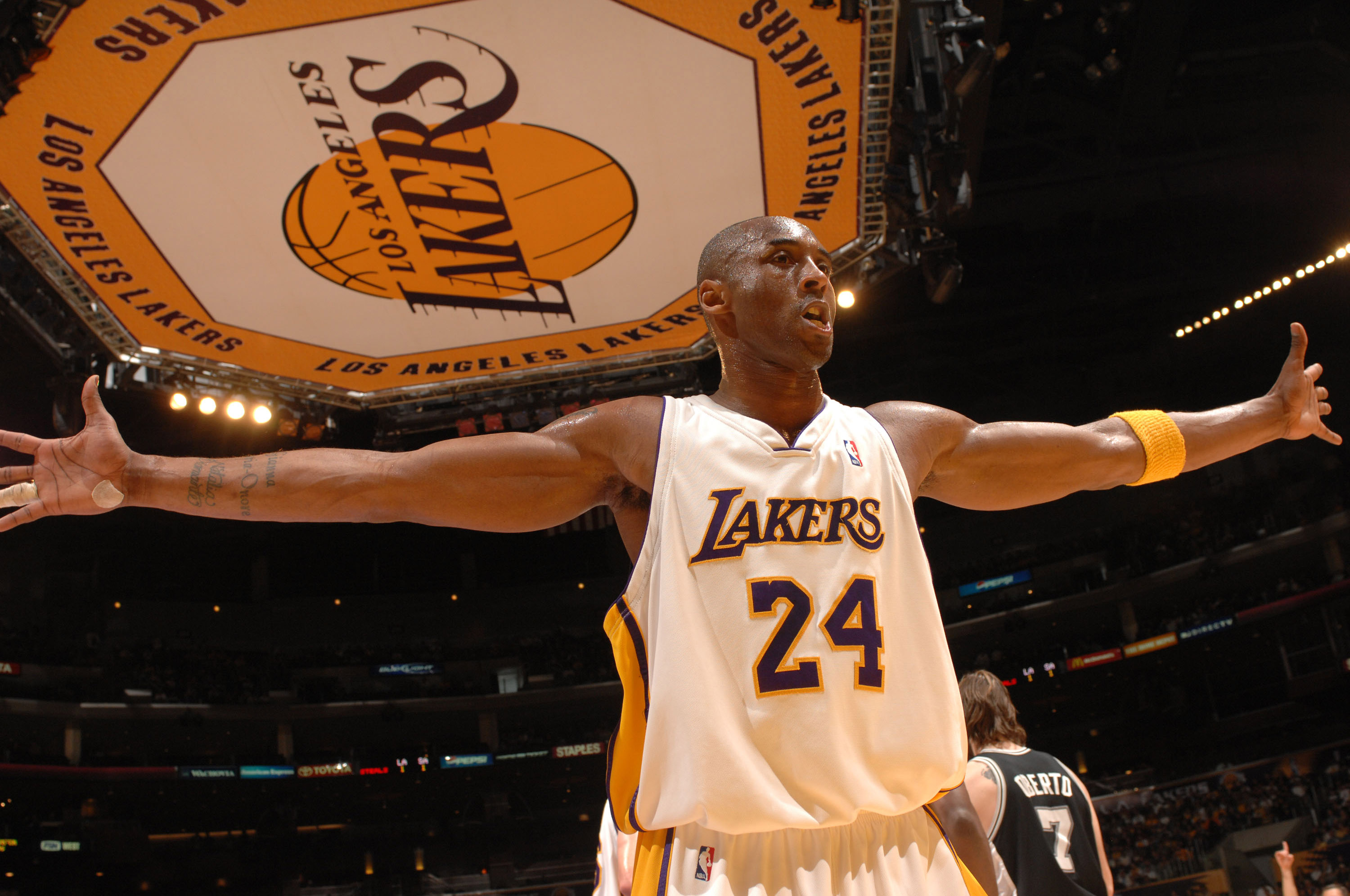 在面对雷霆 在面对雷霆