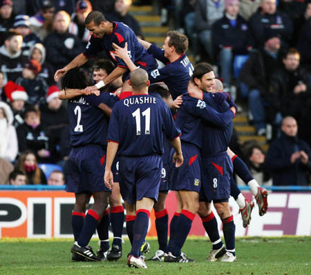 相机背水 相机背水